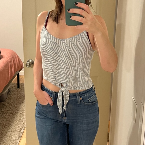 Cropped tank - Picture 2 of 3